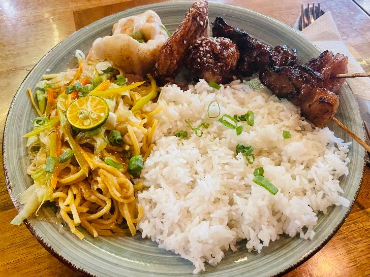 フィリピン航空利用】スラムの子どもたちと海へ遠足！フィリピン・セブ